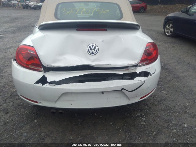 3VW517AT7FM803282 Volkswagen Beetle Convertible 1.8t W/sound/nav
