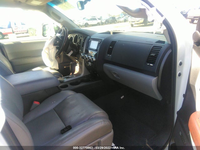 2017 Toyota Sequoia, VIN: 5TDDY5G13HS153616