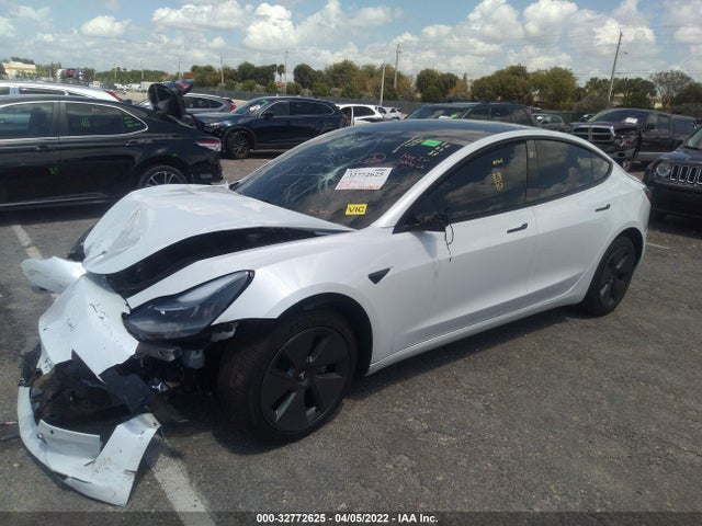 Tesla Model 3 Long Range 2022 5YJ3E1EB7NF105710 Image 2