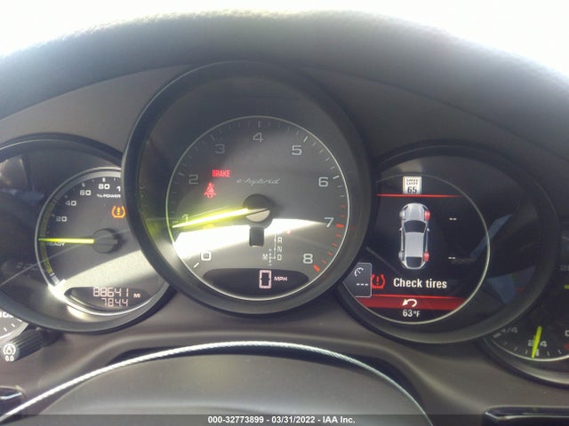 2016 Porsche Panamera, VIN: WP0AD2A77GL040827