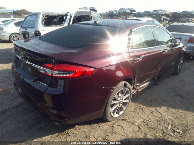 2017 Ford Fusion, VIN: 3FA6P0SU6HR240550