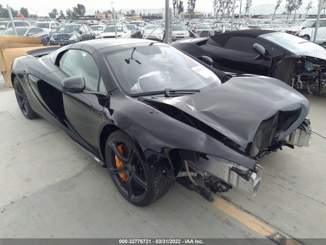 2016 McLaren 650S, VIN: SBM11FAA9GW005627
