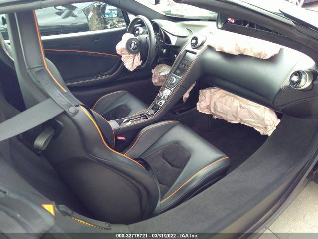 2016 McLaren 650S, VIN: SBM11FAA9GW005627