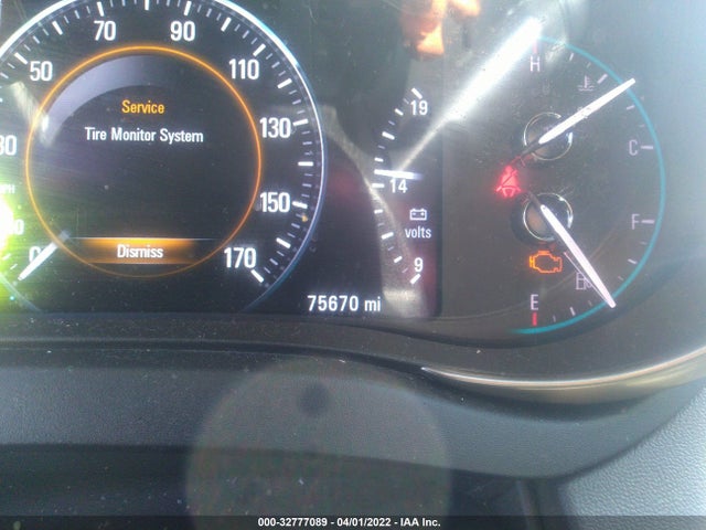 2016 Buick LaCrosse, VIN: 1G4GB5G37GF127577