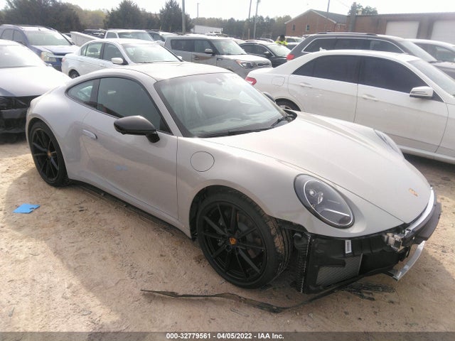 2022 Porsche 911, VIN: WP0AA2A91NS205266