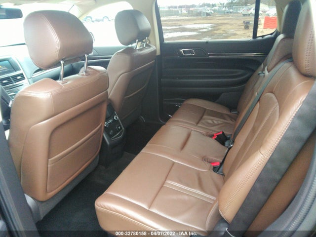 2015 Lincoln MKT, VIN: 2LMHJ5AT5FBL01764
