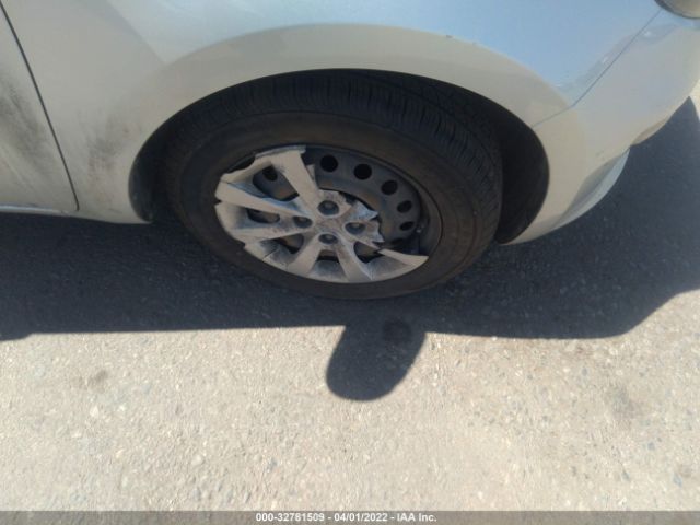 KNADM4A30H6015870 KIA RIO LX