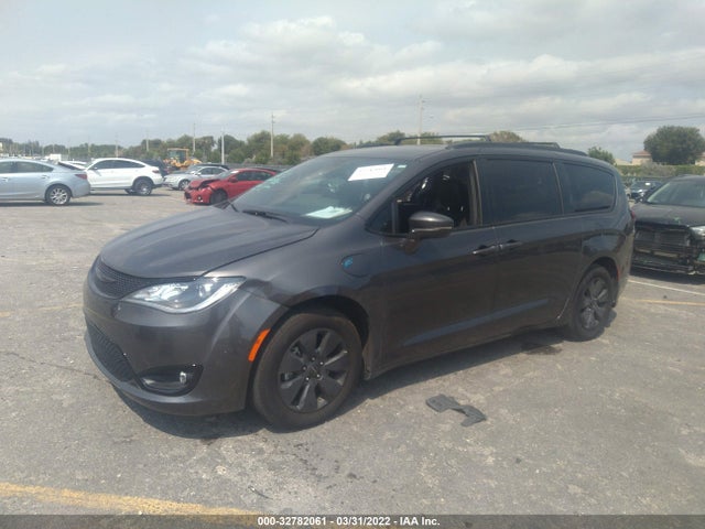2020 Chrysler Pacifica Hybrid, VIN: 2C4RC1N77LR288152
