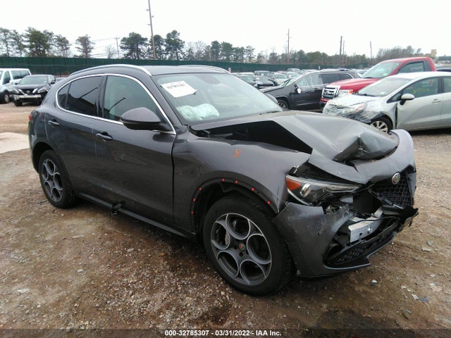 2019 Alfa Romeo Stelvio, VIN: ZASPAKAN0K7C60255