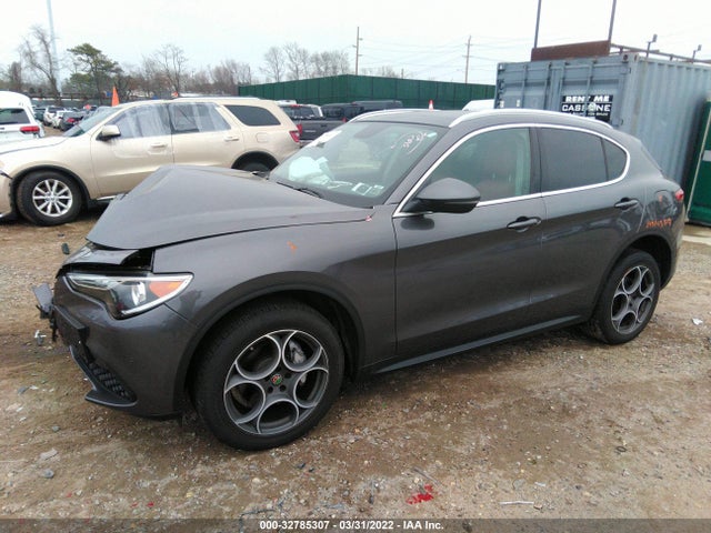 2019 Alfa Romeo Stelvio, VIN: ZASPAKAN0K7C60255