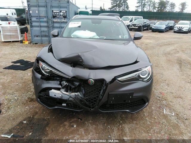 2019 Alfa Romeo Stelvio, VIN: ZASPAKAN0K7C60255