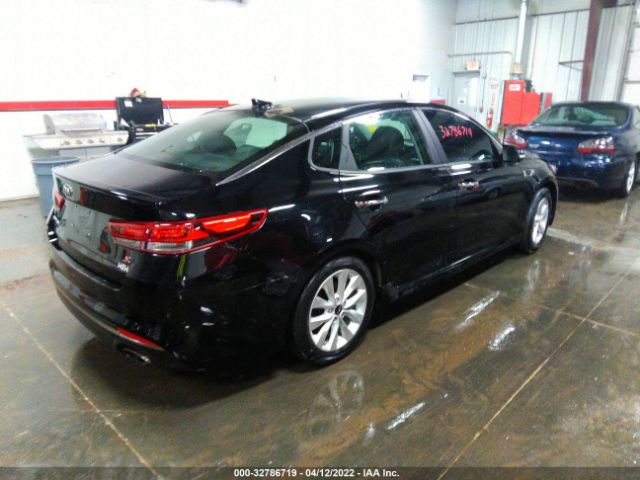 5XXGT4L34JG200673 KIA Optima S