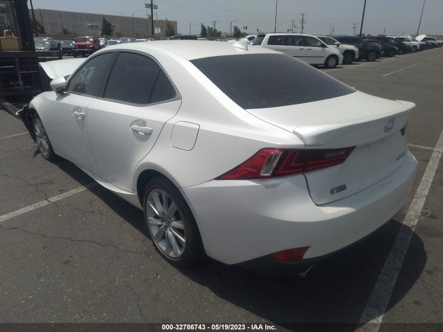 JTHBA1D29G5019830 Lexus IS 200T