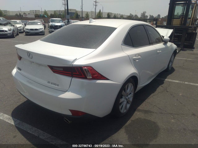 JTHBA1D29G5019830 Lexus IS 200T