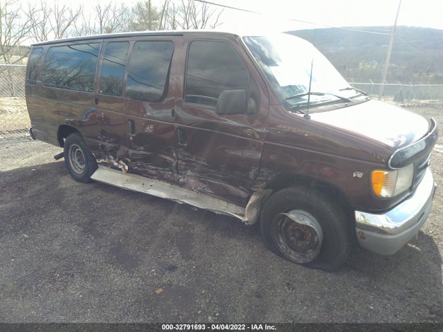 2001 FORD ECONOLINE WAGON VIN: 1FBSS31S81HB57772