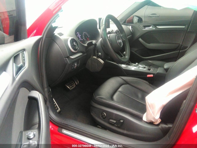 2018 Audi A3, VIN: WAUAUGFFXJ1006779