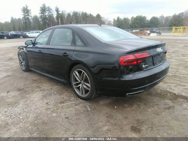 2017 Audi A8, VIN: WAU44AFD4HN020673