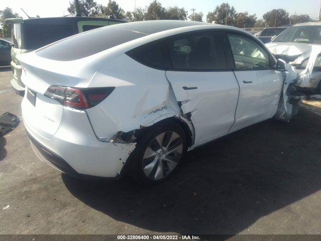 7SAYGDEE2NF361087 Tesla Model Y Long Range