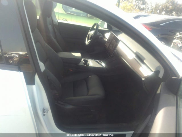 7SAYGDEE2NF361087 Tesla Model Y Long Range