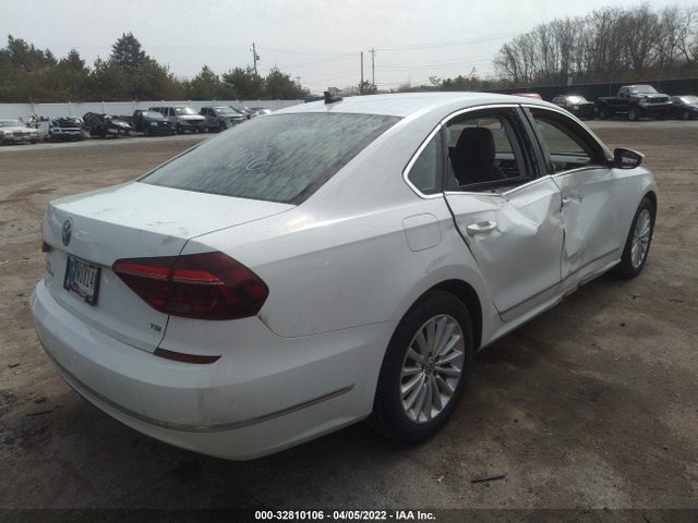 1VWBT7A37HC049902 Volkswagen Passat 1.8t Se