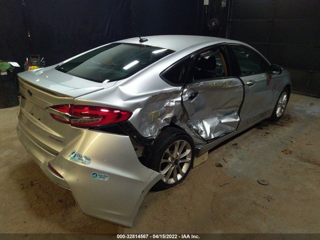 2019 Ford Fusion, VIN: 3FA6P0SU3KR244885