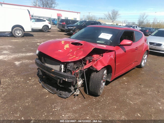 2015 Hyundai Veloster, VIN: KMHTC6AD2FU235196