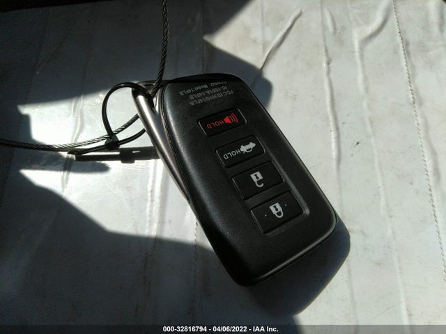 2021 Lexus IS, VIN: JTHGZ1B29M5044952