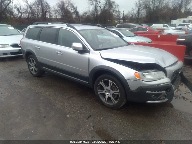 2015 Volvo XC70, VIN: YV4902NKXF1210246