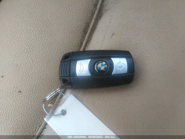 2015 BMW X1, VIN: WBAVL1C5XFVY33839