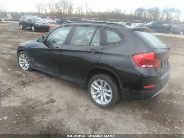 2015 BMW X1, VIN: WBAVL1C5XFVY33839