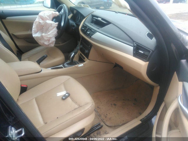 2015 BMW X1, VIN: WBAVL1C5XFVY33839