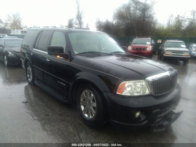 Lincoln Navigator 2003 5LMFU28R63LJ50560 главное изображение