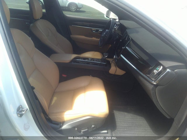 2017 Volvo S90, VIN: YV1102AK4H1009610