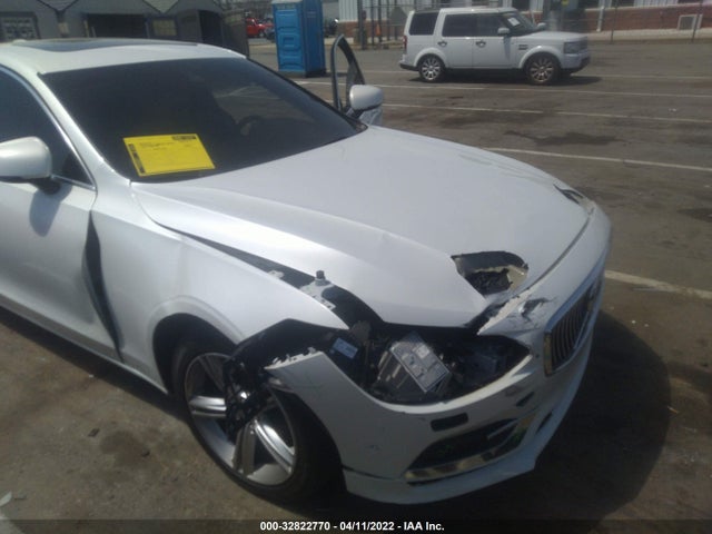 2017 Volvo S90, VIN: YV1102AK4H1009610
