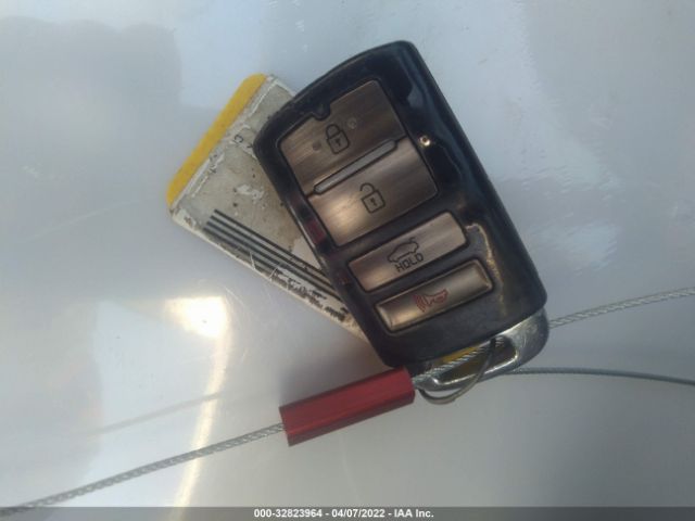 KNALN4D78E5153228 KIA Cadenza Premium