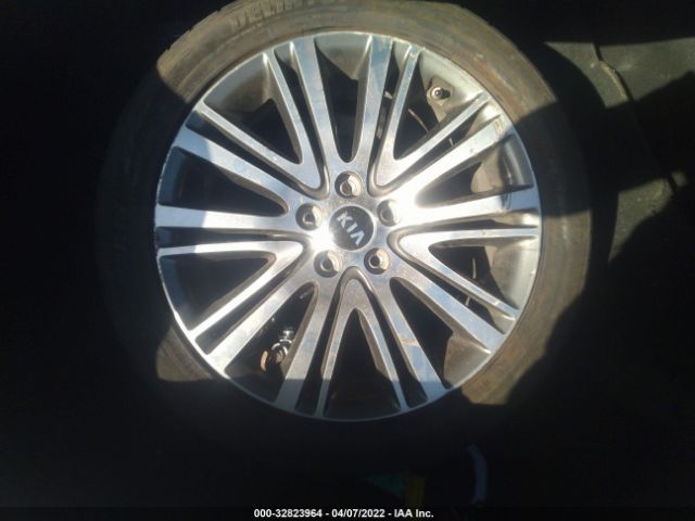 KNALN4D78E5153228 KIA Cadenza Premium