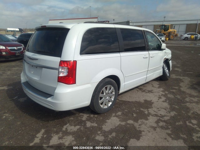 2C4RC1AG6GR159556 Chrysler Town & Country Lx