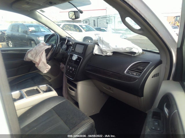 2C4RC1AG6GR159556 Chrysler Town & Country Lx