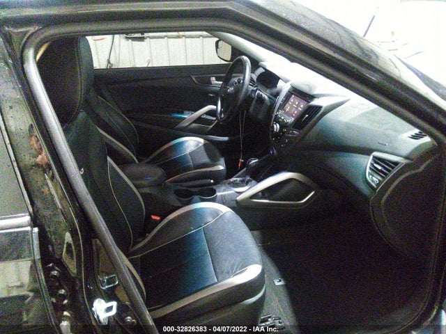 2015 Hyundai Veloster, VIN: KMHTC6AE8FU229797