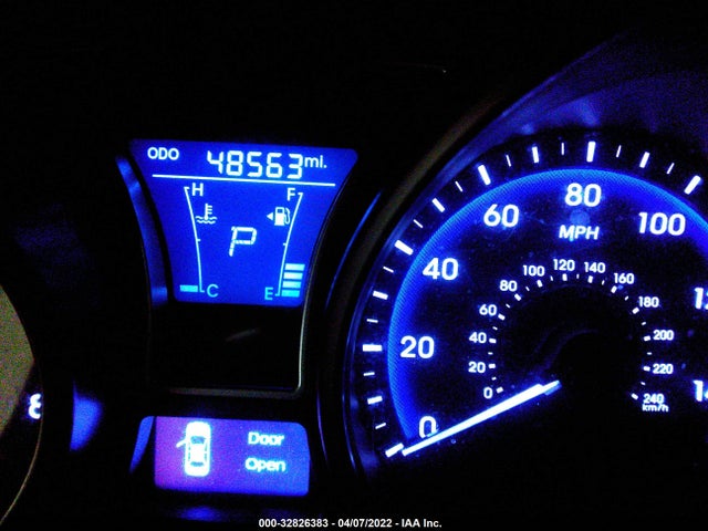 2015 Hyundai Veloster, VIN: KMHTC6AE8FU229797