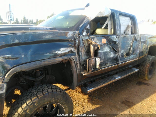 2018 GMC Sierra 2500HD, VIN: 1GT12UEY4JF115512