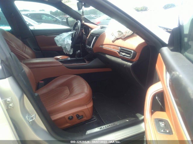 2017 Maserati Levante, VIN: ZN661XUL1HX256508
