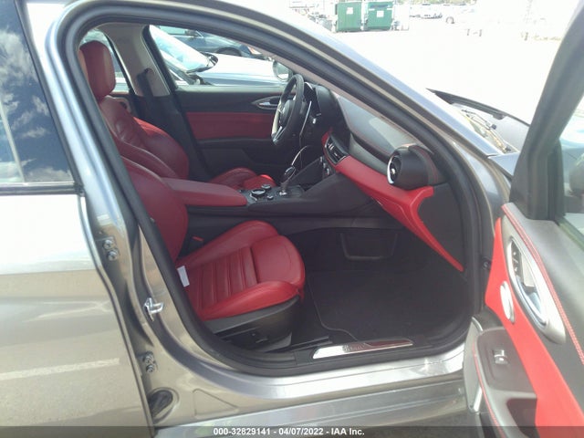 2018 Alfa Romeo Giulia, VIN: ZARFAECN3J7594156