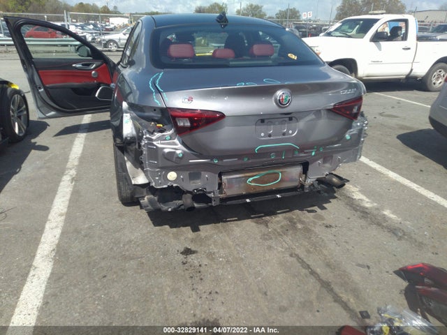 2018 Alfa Romeo Giulia, VIN: ZARFAECN3J7594156