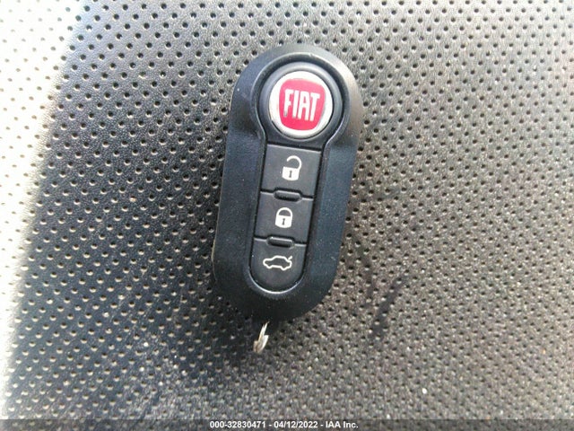 2018 Fiat 500L, VIN: ZFBCFACHXJZ040878