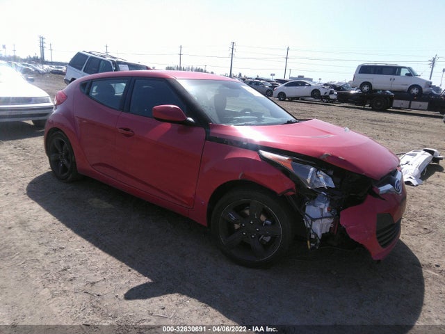 2015 KMHTC6AD4FU224118 main image