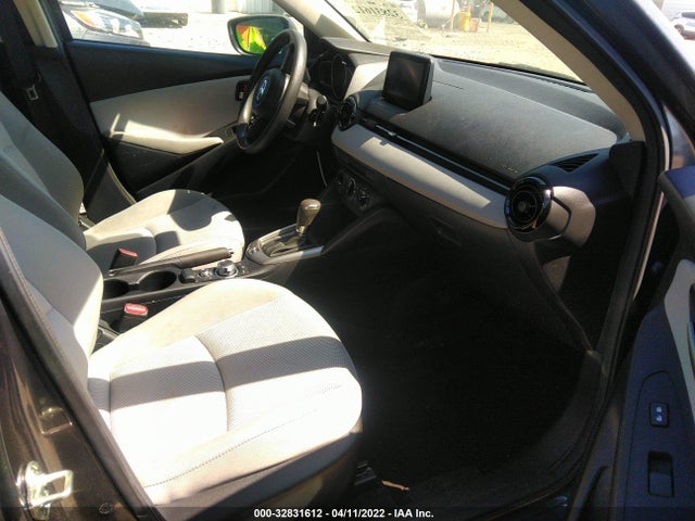 2019 Toyota Yaris, VIN: 3MYDLBYV2KY523096