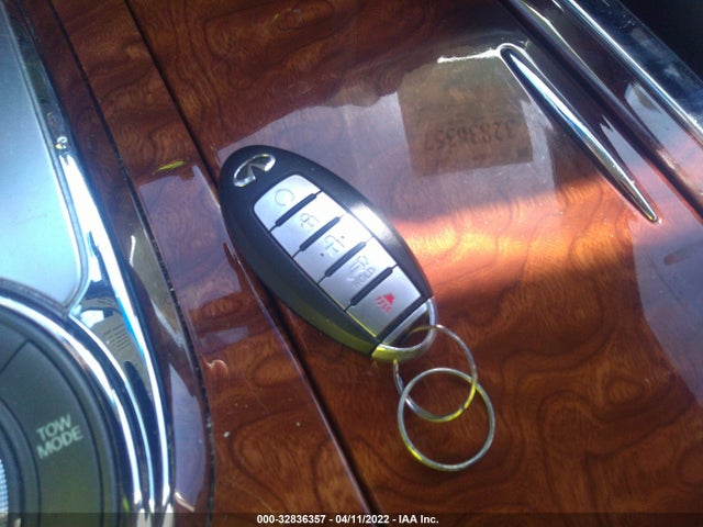 2015 Infiniti QX80, VIN: JN8AZ2NC4F9371518
