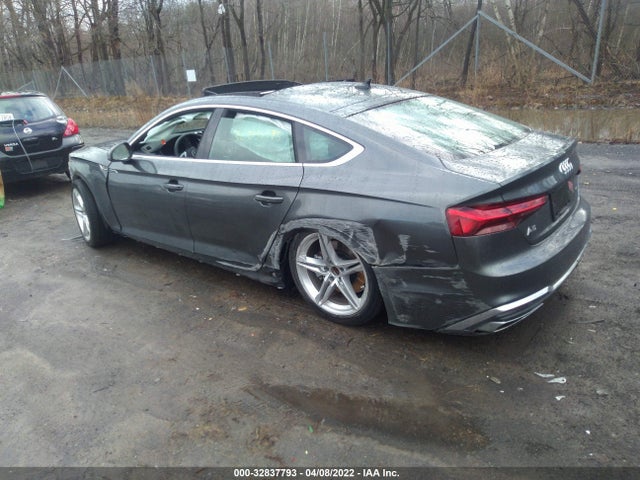 2022 Audi A5, VIN: WAUFACF59NA009161
