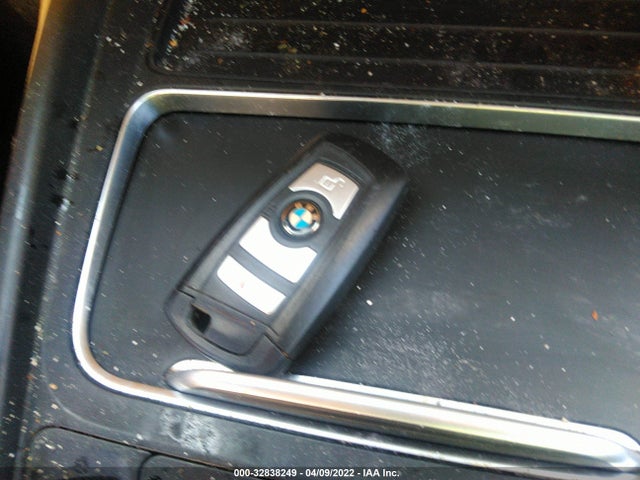 BMW 3 Series 320i 2017 WBA8E1G53HNU12520 Image 3